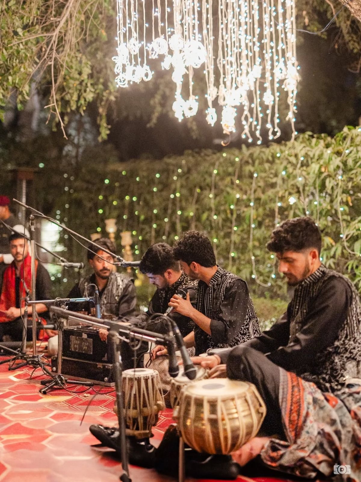 Folk Performance